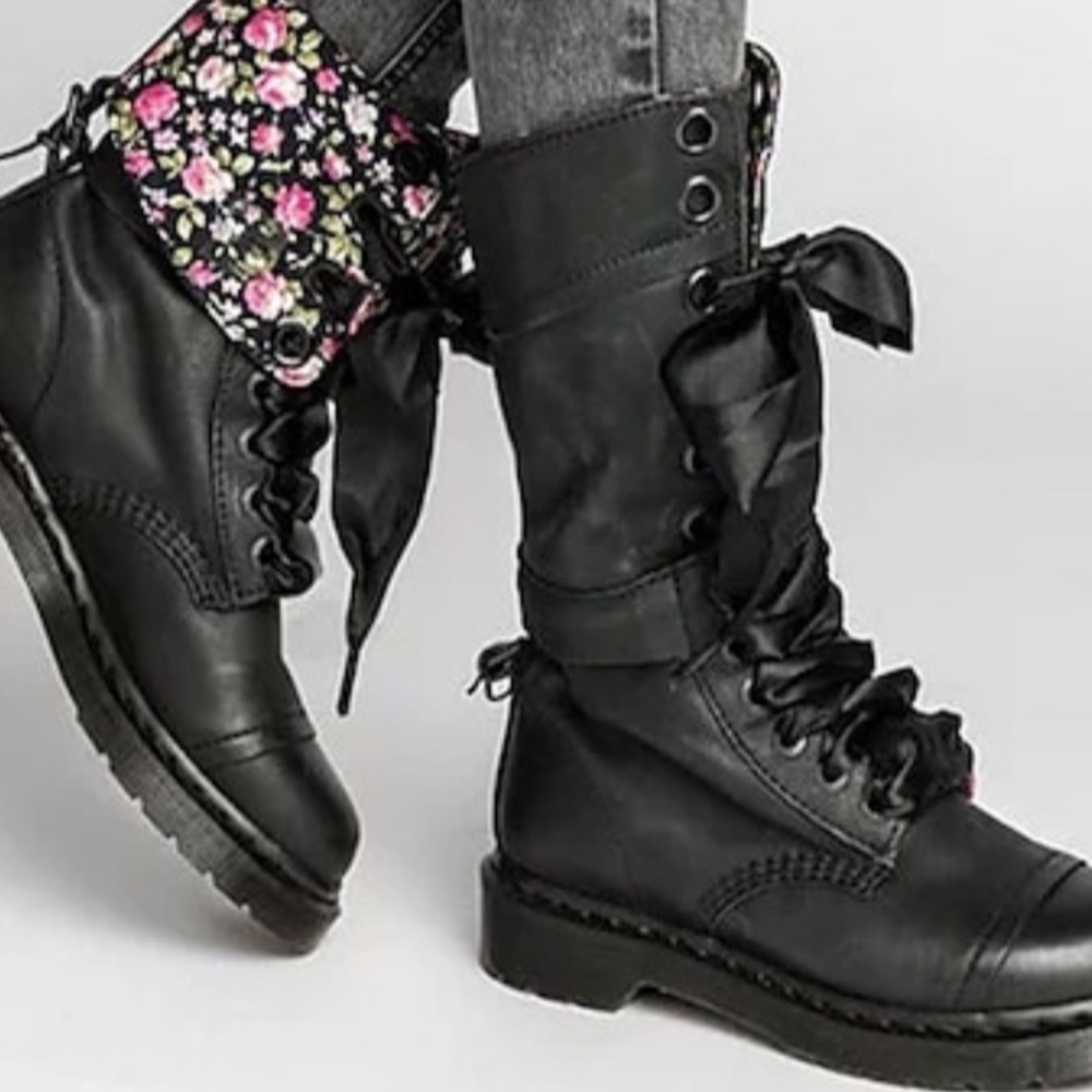Dr Martens 1914 Black Floral Triump